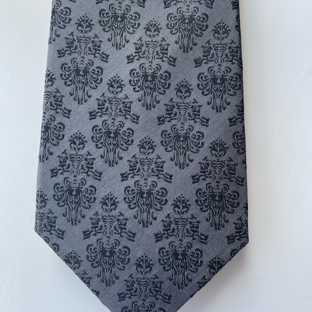Walt Disney World Haunted mansion tie